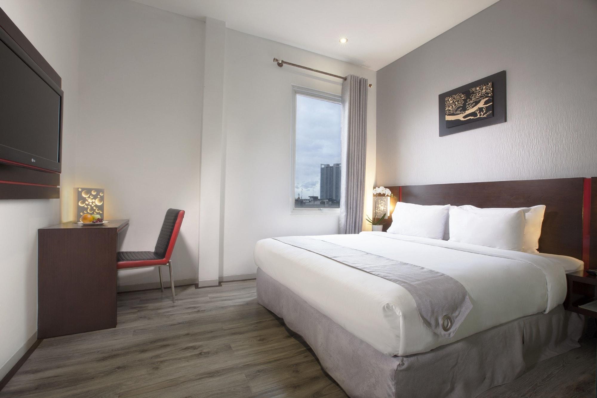 Oak Tree Urban Hotel Jakarta Exterior photo