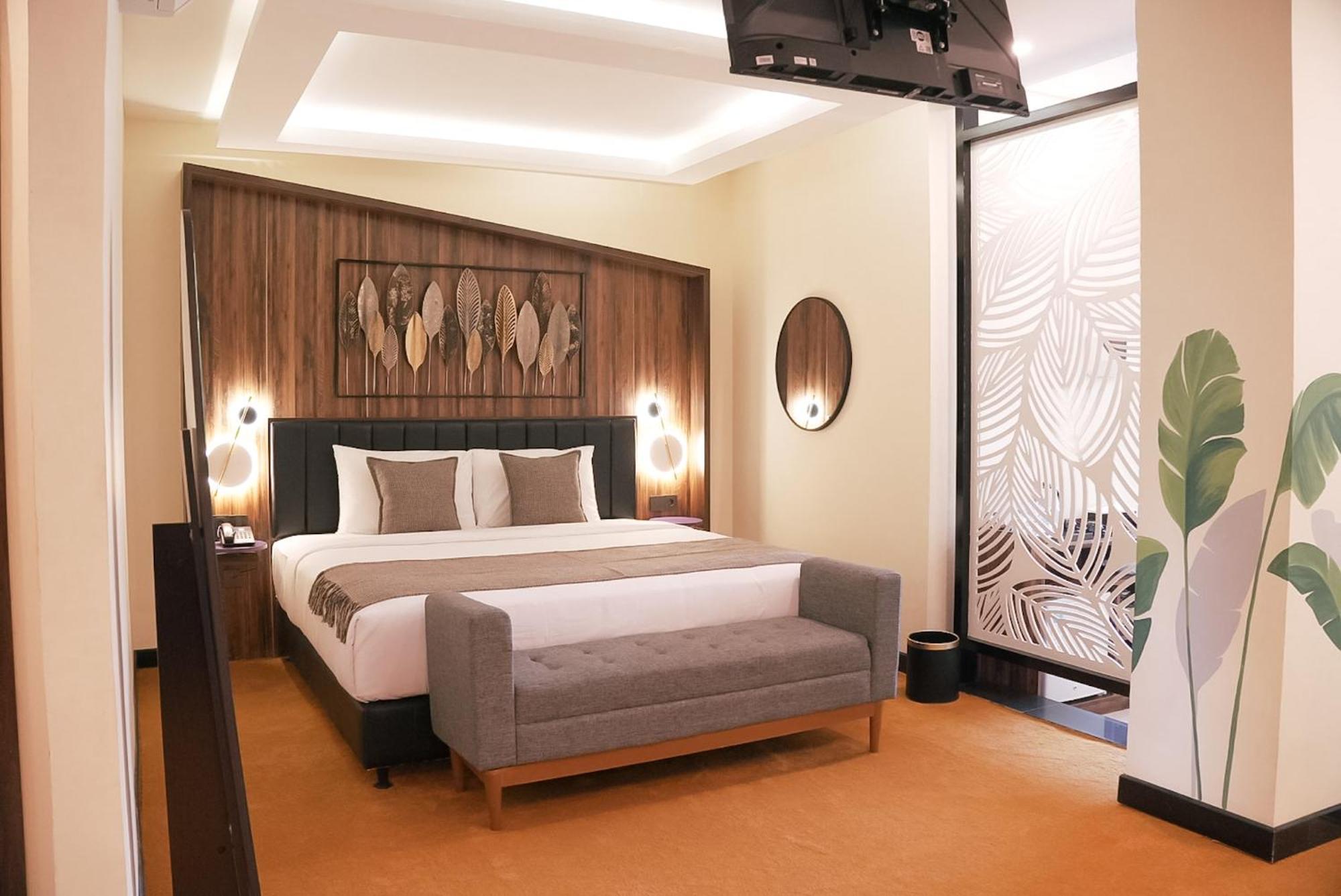Oak Tree Urban Hotel Jakarta Exterior photo